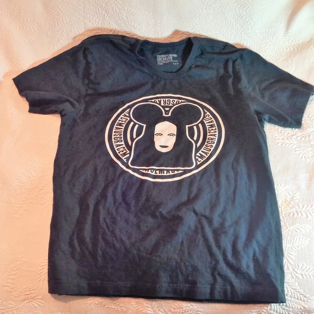 Christopher LEE SAUVE  T-Shirt NOS Grace Maus Coddington Collectible  pOP art